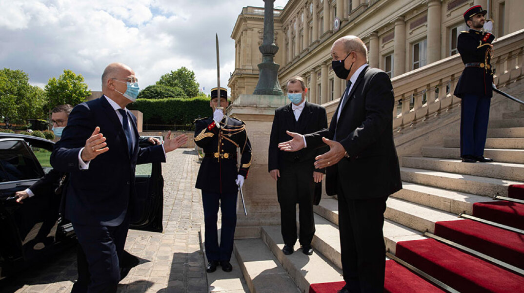 Στο Παρίσι ο Νίκος Δένδιας, στέλνει νέο αυστηρό μήνυμα προς την Τουρκία