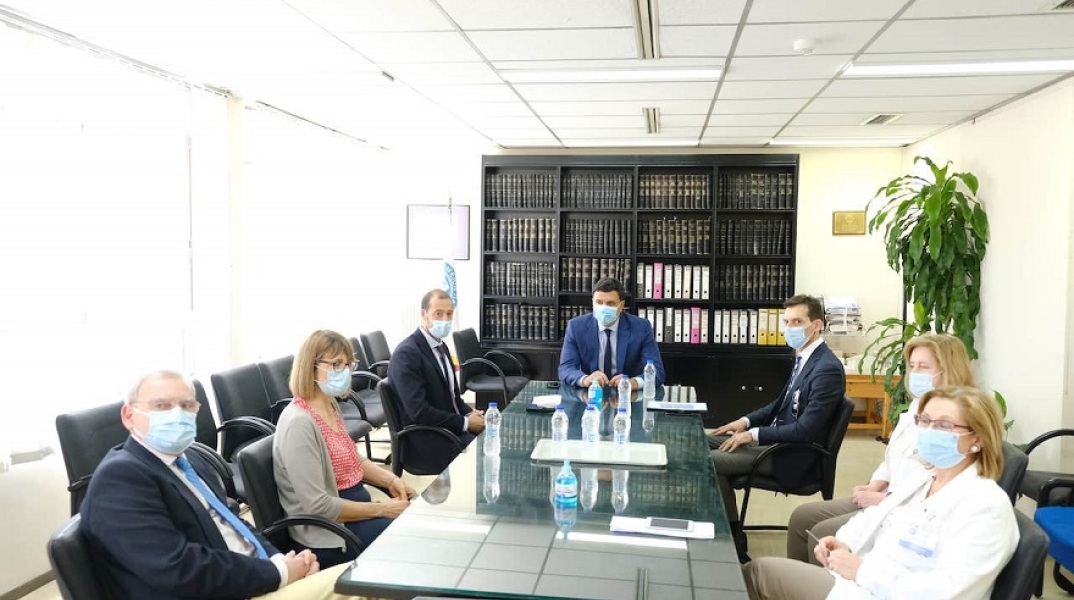 Ο υπουργός Υγείας, Βασίλης Κικίλιας στο Νοσοκομείο «Αγία Σοφία»