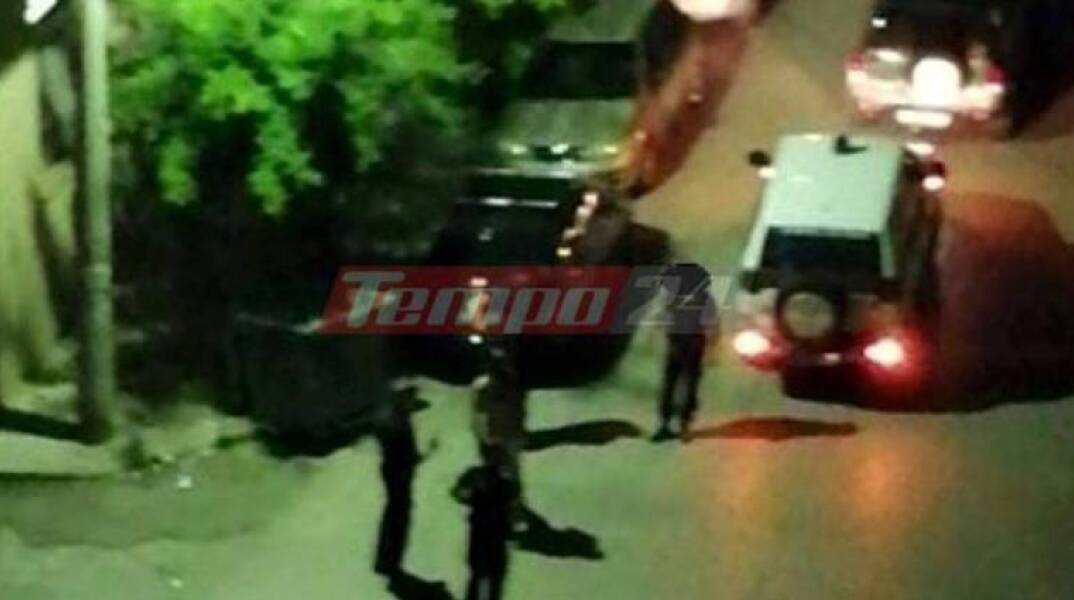 Σοβαρά επεισόδια στην Πάτρα: Εκτοξεύθηκαν μέχρι και τούβλα! © tempo24.news/