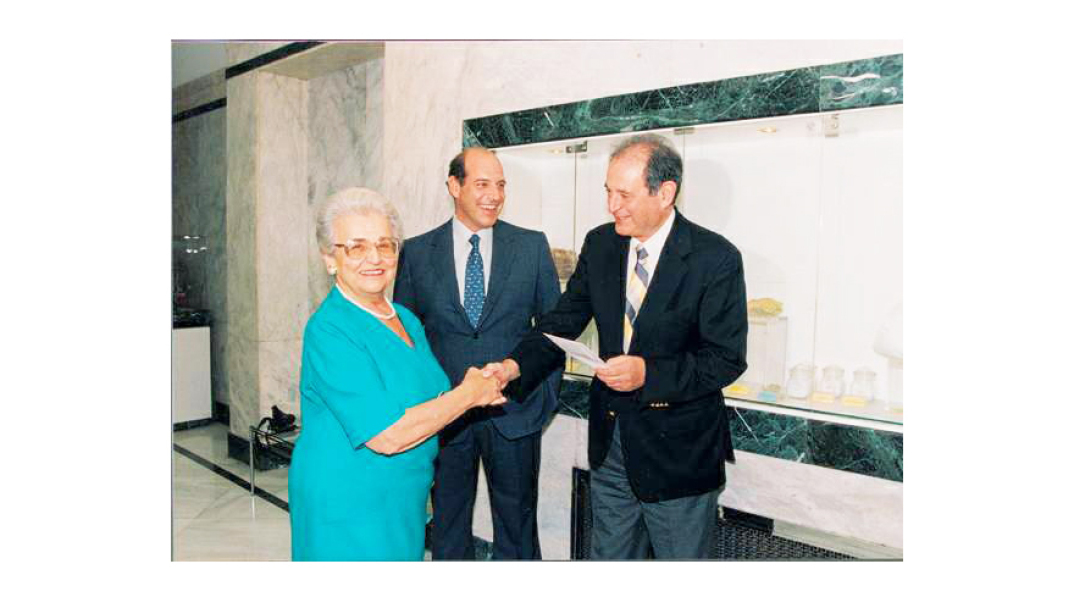 Υποτροφία «γυναίκες του μέλλοντος», θεσπίζει το Alba Graduate Business School, The American College of Greece για να τιμήσει τη μνήμη της Καίτης Κυριακοπούλου.