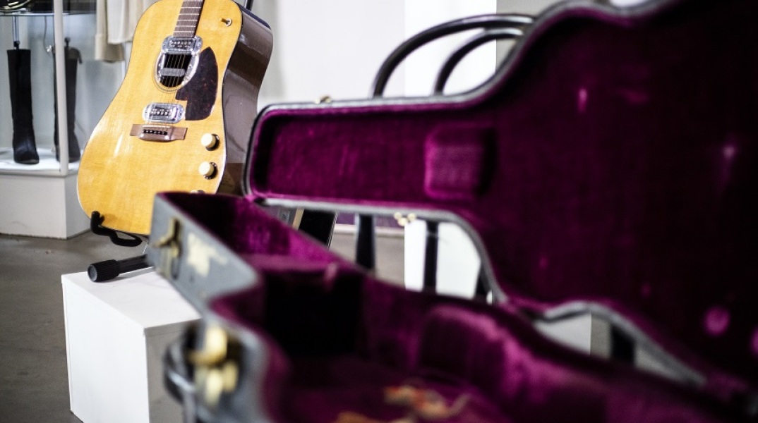 Η κιθάρα του Κερτ Κομπέιν