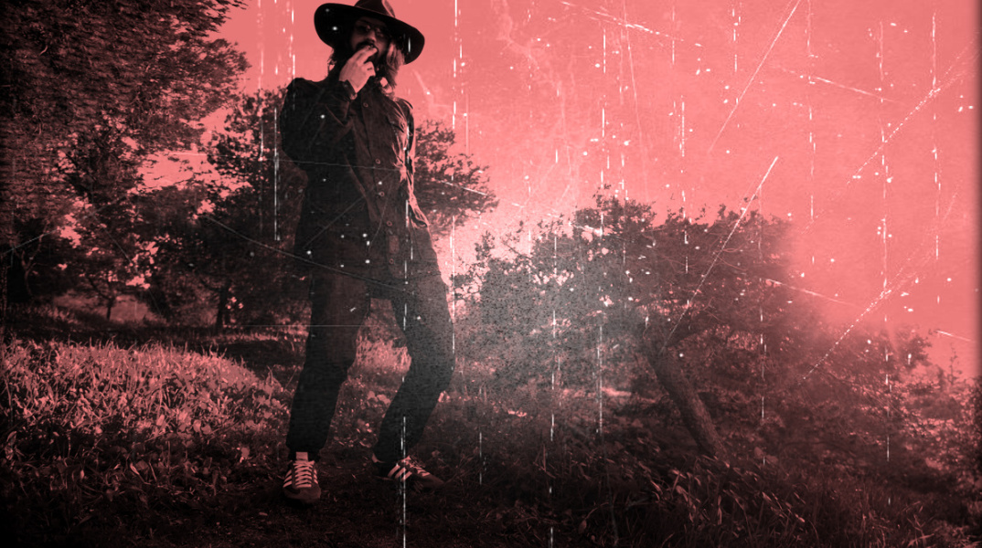 O μουσικός παραγωγός Yosebu 