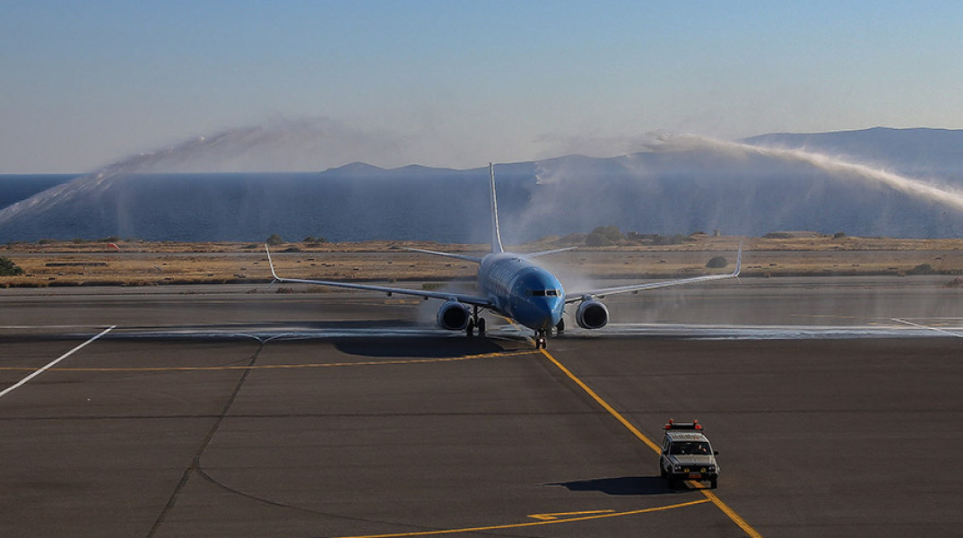 ΥΠΟΔΟΧΗ ΤΗΣ ΠΡΩΤΗΣ ΠΤΗΣΗΣ ΑΠΟ ΤΟ ΕΞΩΤΕΡΙΚΟ ΣΤΟ ΑΕΡΟΔΡΟΜΙΟ ΤΟΥ ΗΡΑΚΛΕΙΟΥ ΚΡΗΤΗΣ 