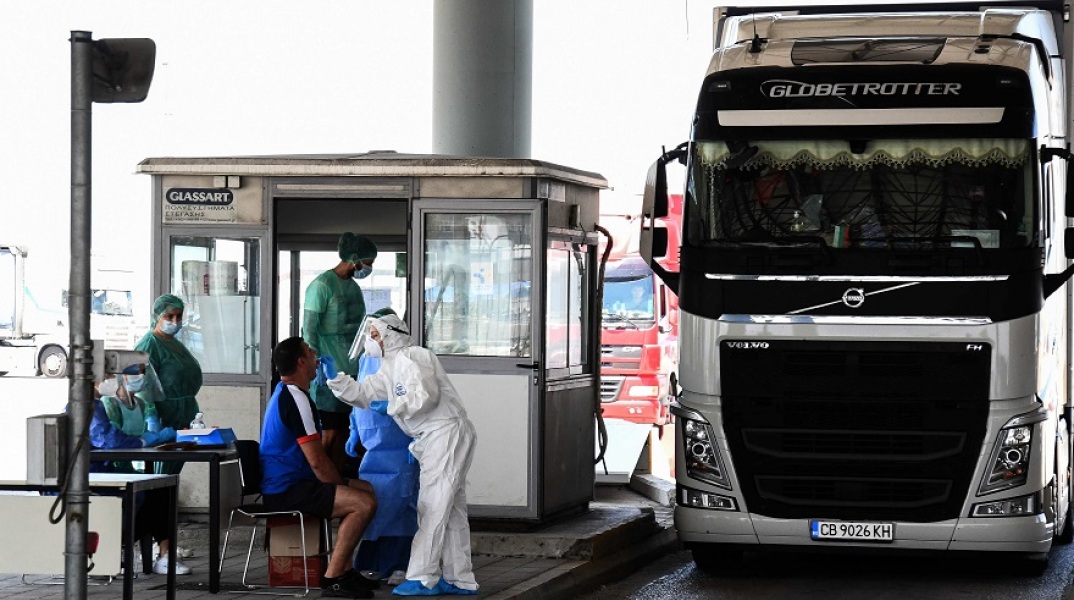 ΑΦΙΞΗ ΣΤΟ ΛΙΜΑΝΙ ΤΗΣ ΠΑΤΡΑΣ ΤΟΥ ΠΡΩΤΟΥ ΠΛΟΙΟΥ ΜΕ ΤΟΥΡΙΣΤΕΣ