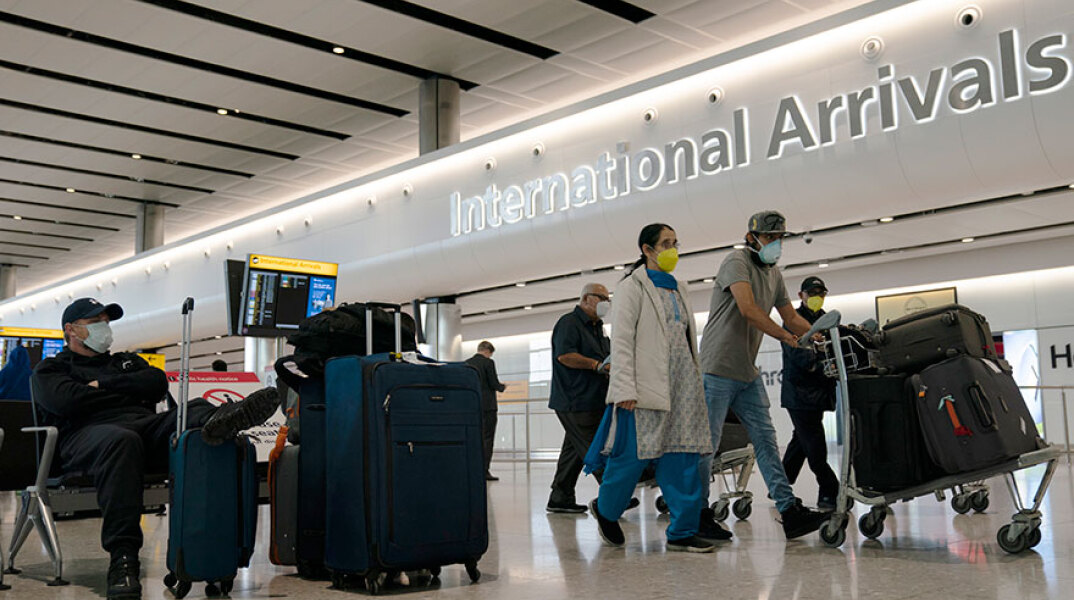 Χωρίς 14ήμερη καραντίνα οι ταξιδιώτες από την Ελλάδα που φθάνουν στη Βρετανία - Η χώρα μας μπήκε τελικά στη «λευκή» λίστα του Ηνωμένου Βασιλείου