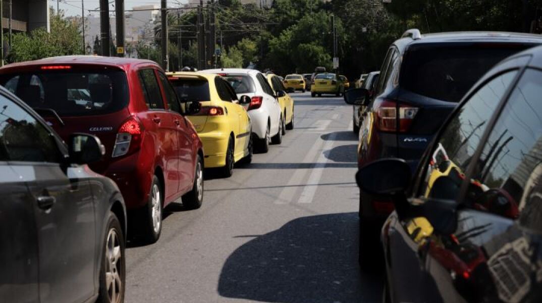 Έρχεται ρύθμιση  για τα τέλη κυκλοφορίας