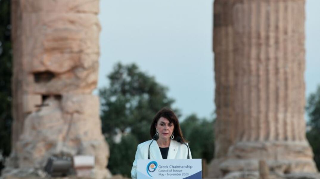 Κατερίνα Σακελλαροπούλου 