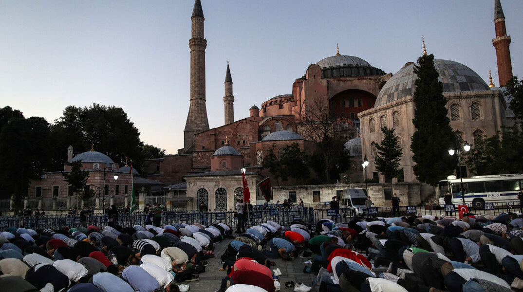 Διεθνή κατακραυγή για τη μετατροπή της Αγίας Σοφίας σε τζαμί 