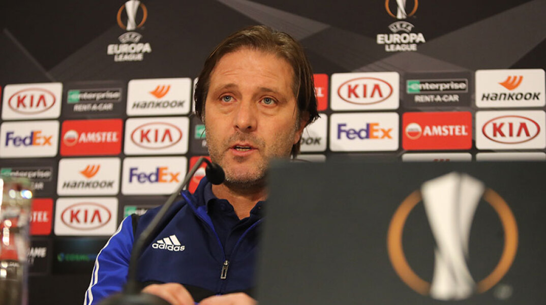 Ο προπονητής του Ολυμπιακού Πέδρο Μαρτίνς