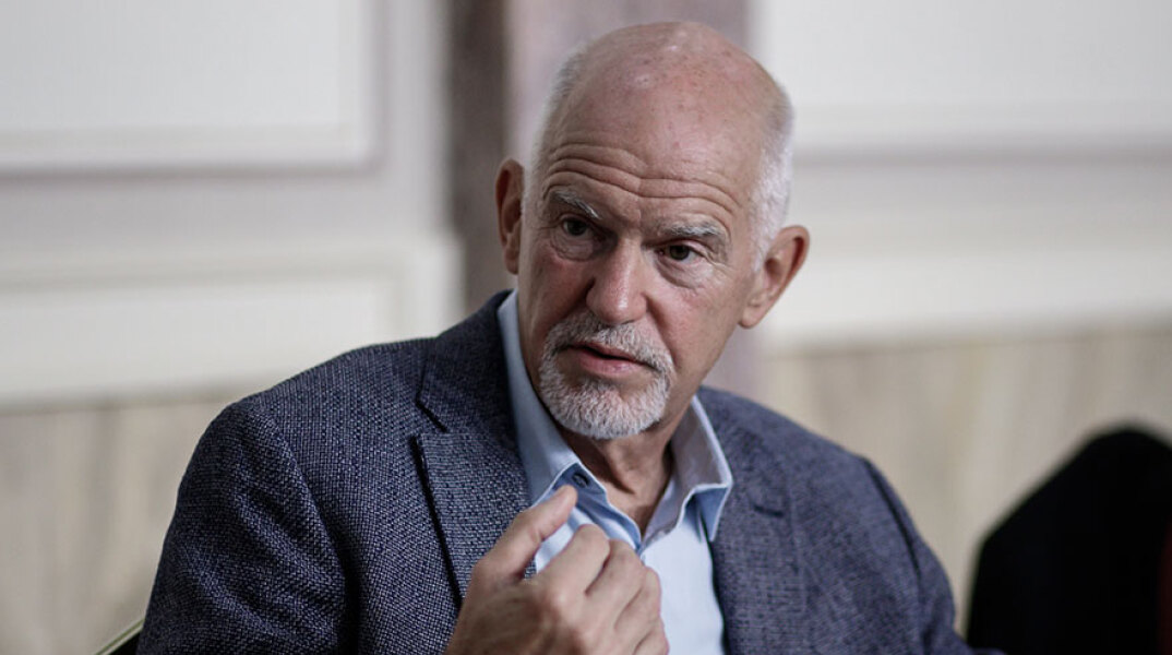 Ο Γιώργος Παπανδρέου στην έκτακτη συνεδρίαση της ΚΟ του ΚΙΝΑΛ