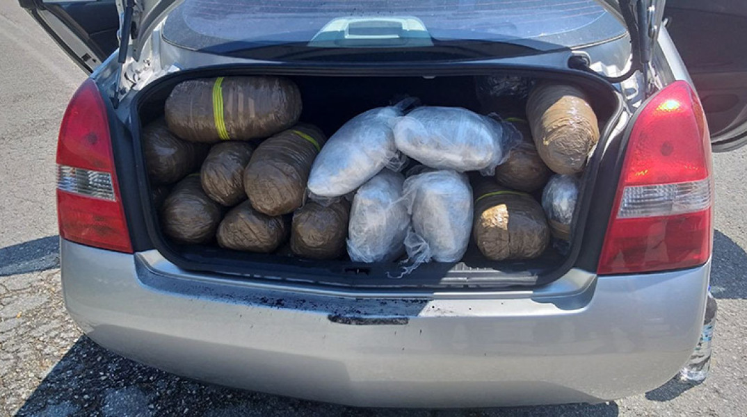  ΣΥΛΛΗΨΗ ΣΤΟ ΡΑΓΙΟ ΘΕΣΠΡΩΤΙΑΣ ΓΙΑ ΤΗΝ ΜΕΤΑΦΟΡΑ 94 ΚΙΛΩΝ ΚΑΝΝΑΒΗΣ