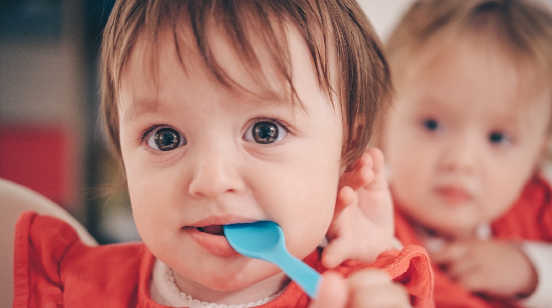 Γονείς διδύμων, ένα εκ των οποίων παρουσίαζε συμπτώματα Covid-19, πήγαν… λάθος παιδί στο Πανεπιστημιακό Νοσοκομείο Ηρακλείου