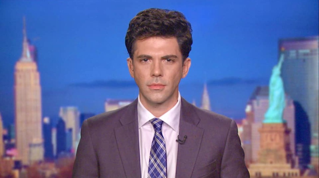 Με μια δήλωση του από τις Ηνωμένες Πολιτείες, ο δημοσιογράφος Θάνος Δημάδης απαντά στους ισχυρισμούς του Νίκου Παππά