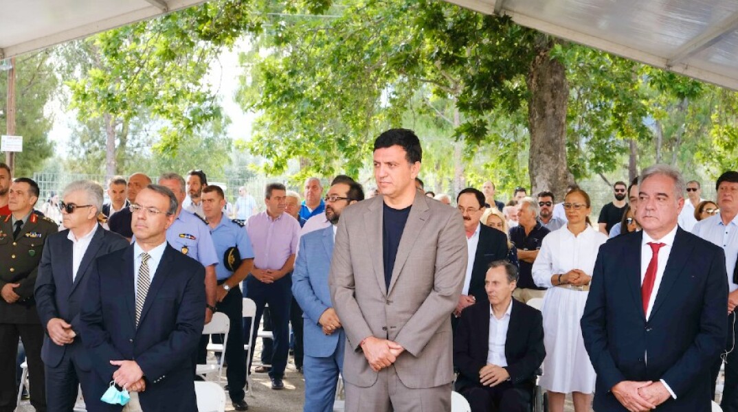 Καμμένα Βούρλα: Ο Βασίλης Κικίλιας εγκαινίασε το πρότυπο Κέντρο Υγείας