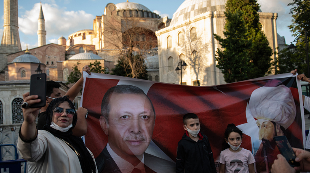 agia-sophia-erdogan-tzami-toyrkia.jpg