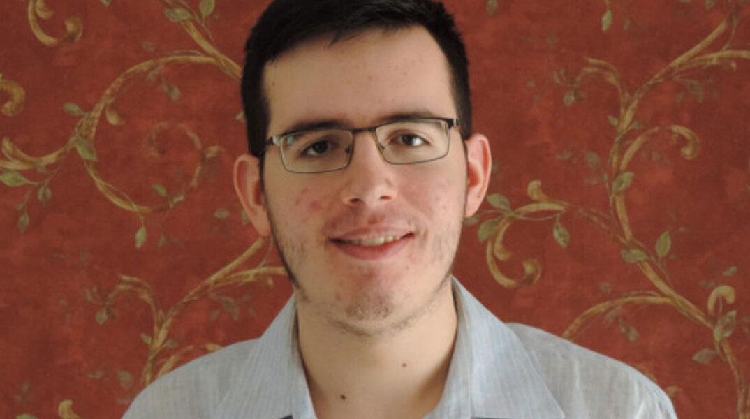 Ο Θεόφιλος Νάστας αρίστευσε στις Πανελλαδικές 2020: Ο απόφοιτος Λυκείου από το Ωραιόκαστρο της Θεσσαλονίκης συγκέντρωσε 19.650 μόρια