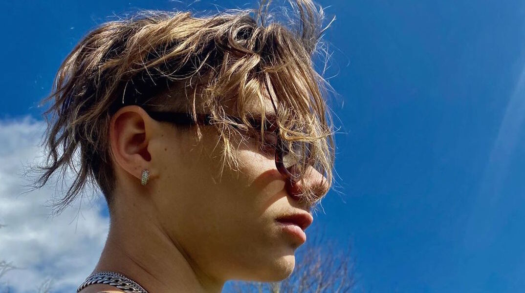 Μια φωτογραφία που ανέβασε ο Romeo Bechkam ίσως να λέει πολλά