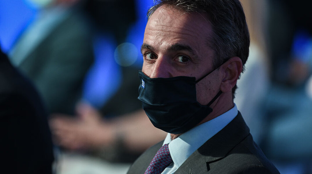 Νέα δημοσκόπηση: 6 στους 10 πολίτες θεωρούν ότι η κυβέρνηση Μητσοτάκη χειρίστηκε σωστά, ψύχραιμα και αποτελεσματικά την πανδημία κορωνοϊού