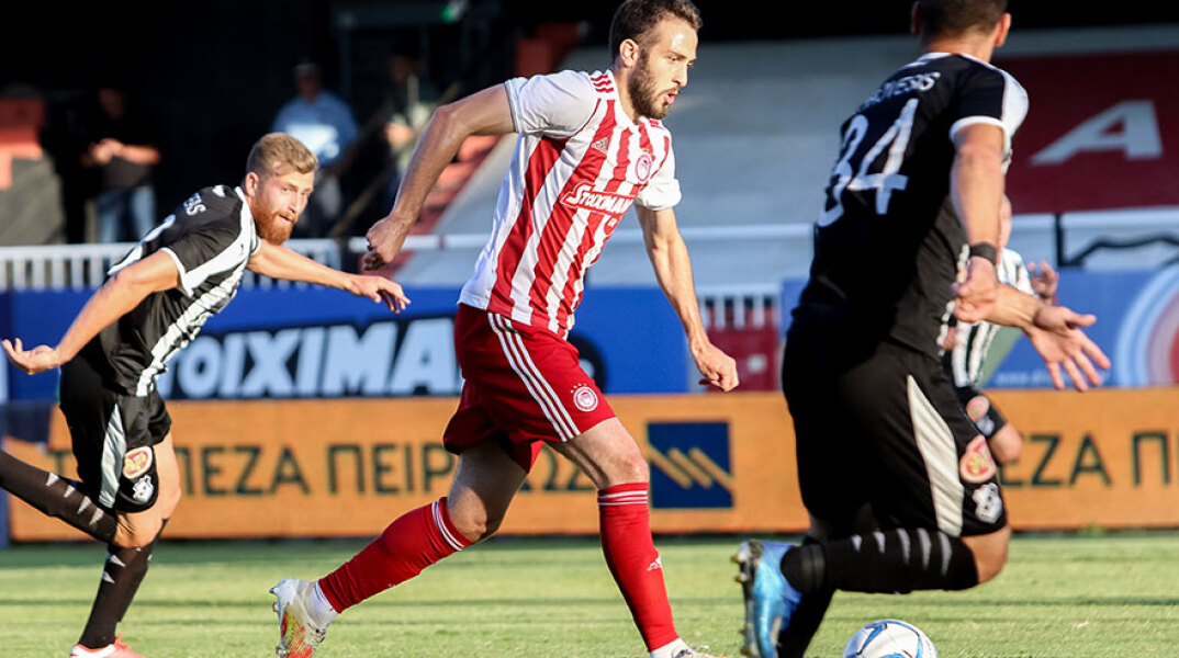 Κώστας Φορτούνης: Έβαλε δύο γκολ στη νίκη του Ολυμπιακού στην Κρήτη κόντρα στον ΟΦΗ