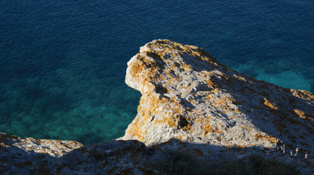 Πάτμος: Τι να δεις, πού να κολυμπήσεις, πού να μείνεις και πού να φας το καλοκαίρι του 2020