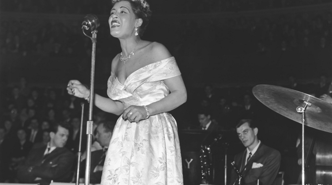 Η τραγουδίστρια Billie Holiday 