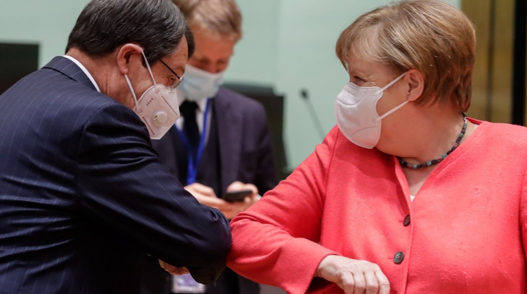 Συνάντηση Νίκου Αναστασιάδη – Άνγκελας Μέρκελ στο περιθώριο των εργασιών του Έκτακτου Ευρωπαϊκού Συμβουλίου: Στην ατζέντα οι τουρκικές ενέργειες εντός κυπριακής ΑΟΖ