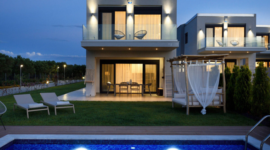 Soleado Luxury Villas: Ένας ιδιωτικός παράδεισος στην παραλία της Φούρκας στην Κασσάνδρα Χαλκιδικής.