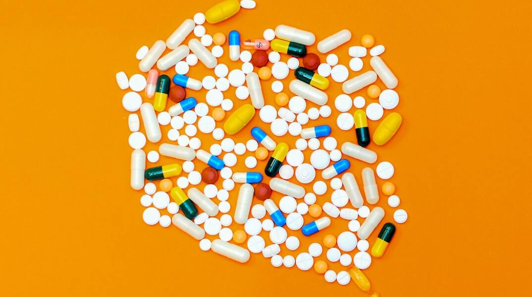 Επικίνδυνος μύθος η υπερκατανάλωση φαρμάκων στη χώρα μας 