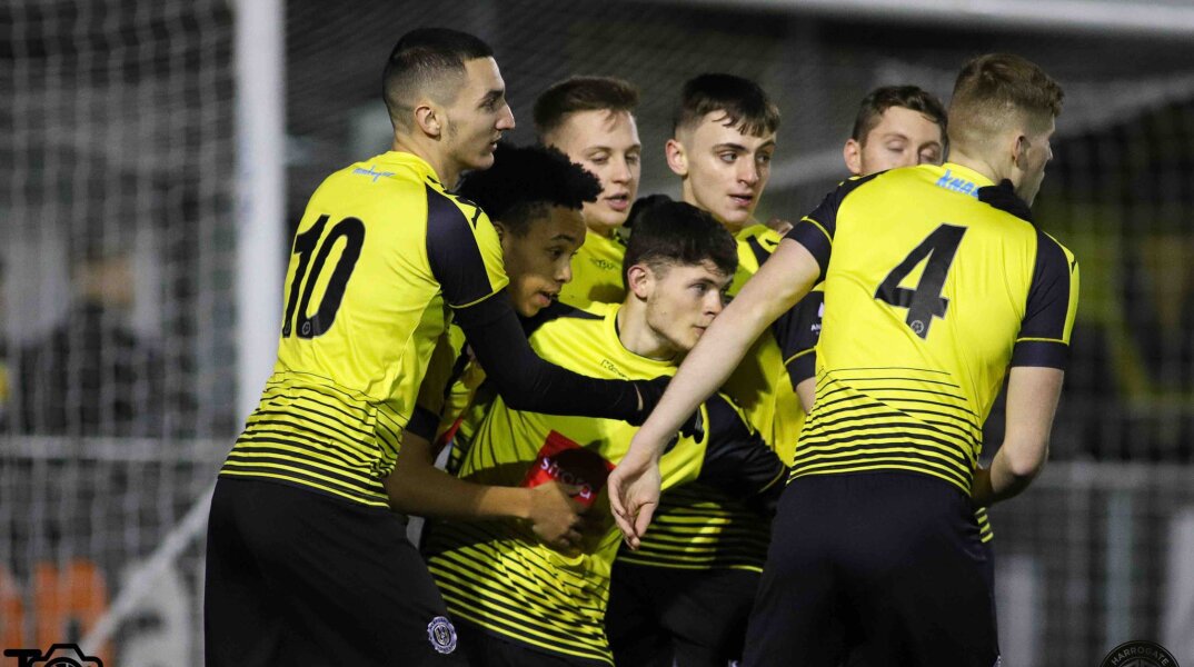 Ο Παναγιώτης Κατσαμάγκας στην Αγγλία