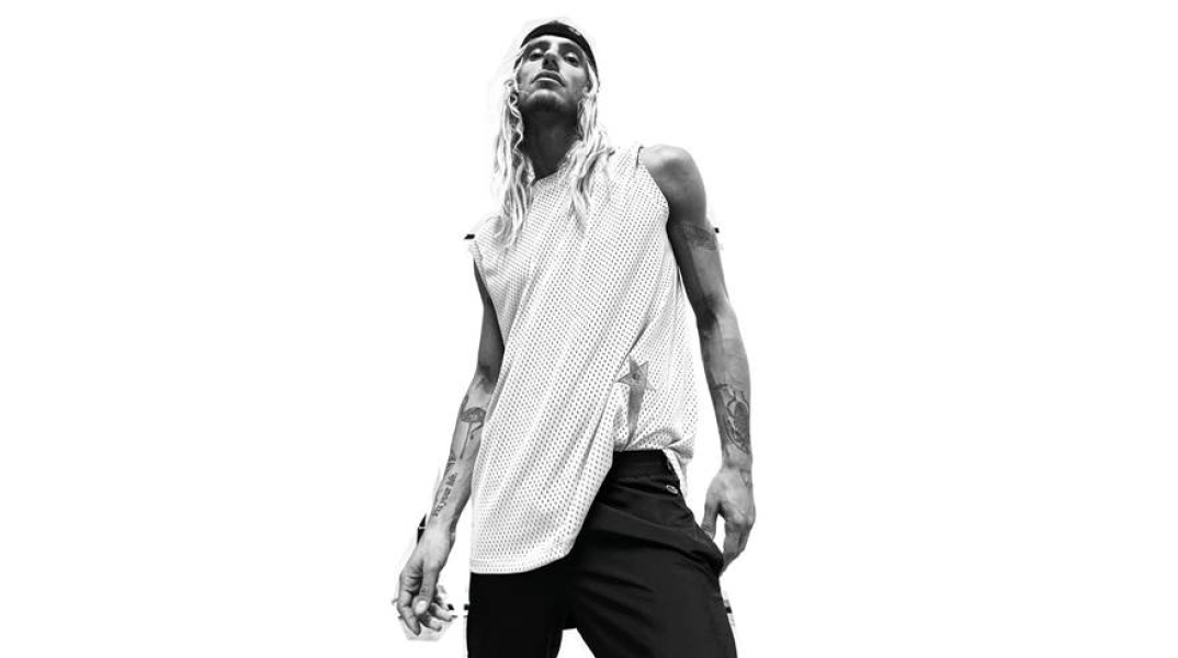 H Champion στα attica πολυκαταστήματα