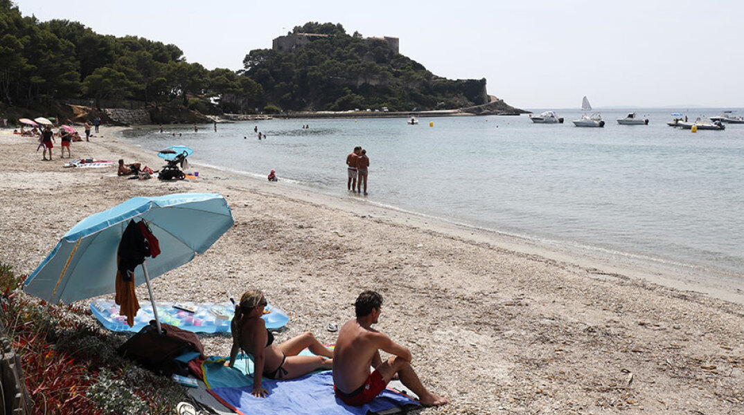 Πού θα πάνε φέτος καλοκαιρινές διακοπές οι Ευρωπαίοι ηγέτες εν μέσω κορωνοϊού