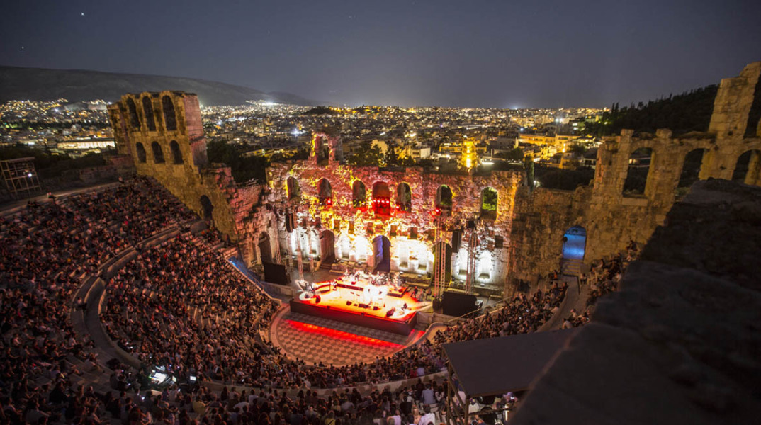Η ΒΙΚΟΣ Α.Ε. ανακοινώνει την συνεργασίας της με το Φεστιβάλ Αθηνών & Επιδαύρου, ενός από τους σημαντικότερους και πιο διαπρεπείς πολιτιστικούς θεσμούς.