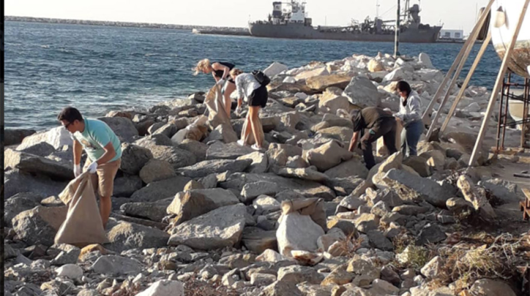Sea Change Greek Islands  / Καθαρισμός ακτών στις Μικρές Κυκλάδες