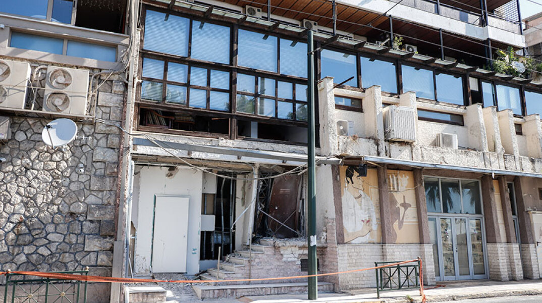 Υλικές ζημιές προκάλεσε η έκρηξη σε ναυτιλιακή εταιρεία στην Καστέλλα