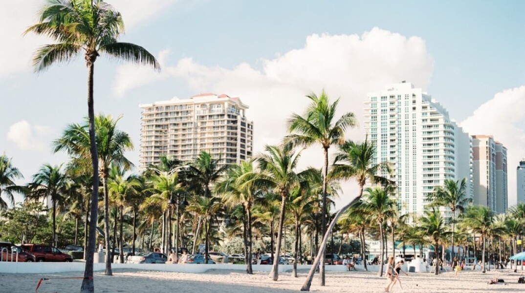 Μαϊάμι:Άνδρας πυροβόλησε στον αέρα γιατί δεν τηρούνταν αποστάσεις