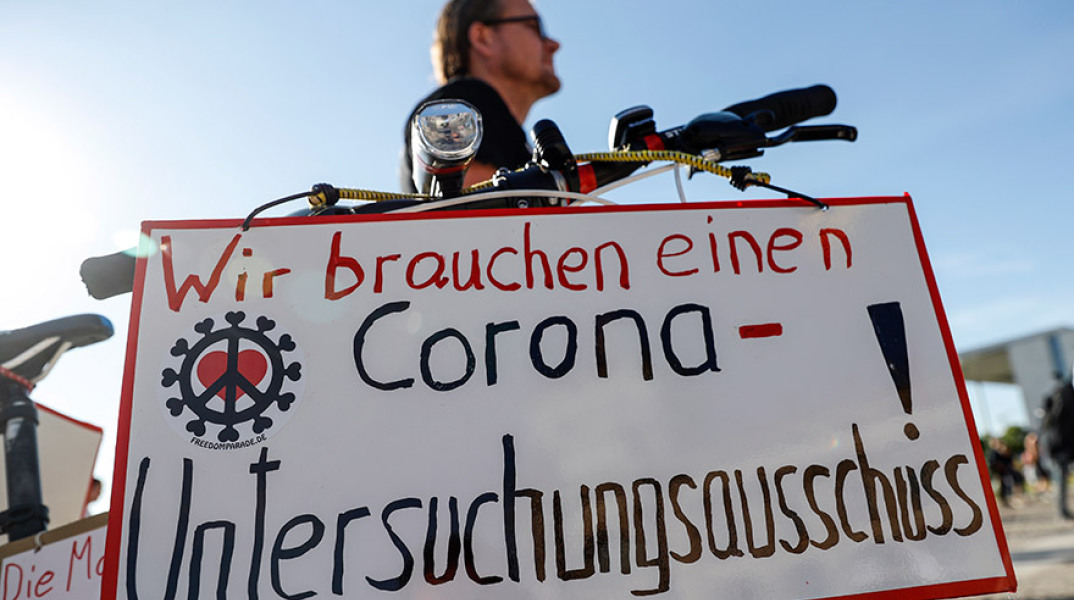 Διαδηλώσεις στο Βερολίνο κατά των μέτρων προστασίας