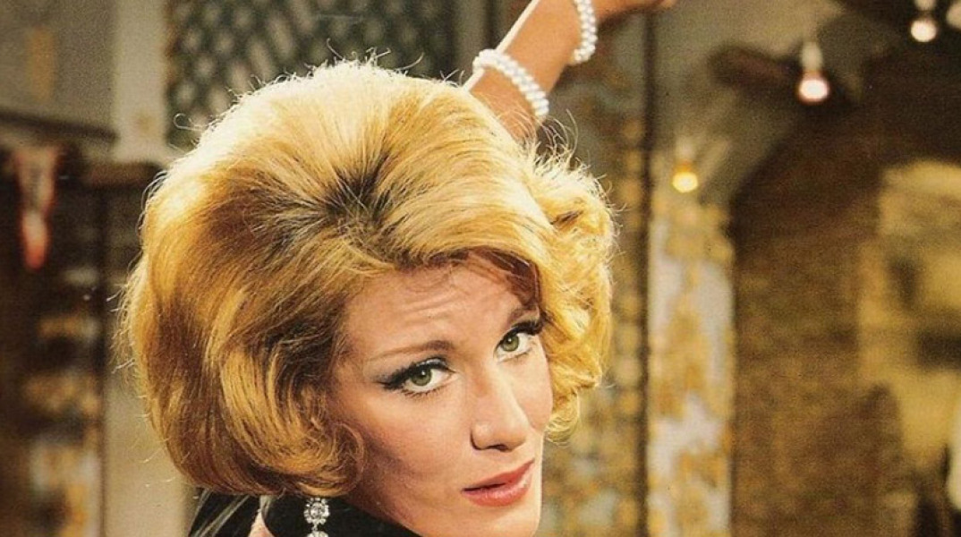 Μαίρη Χρονοπούλου 