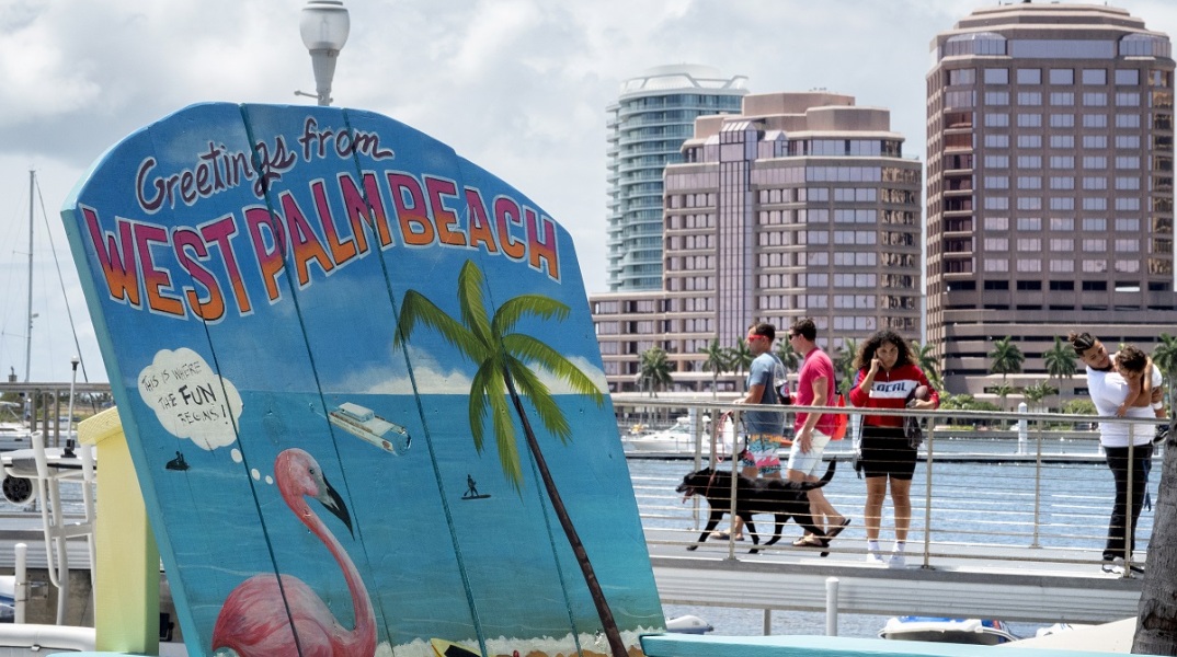 Κορωνοϊός: Ξεπερνούν τους 1100 οι νεκροί για άλλη μια μέρα στις Ηνωμένες Πολιτείες, φτάνοντας τους 154.002, ενώ δεν δείχνει σημάδια υποχώρησης η πανδημία