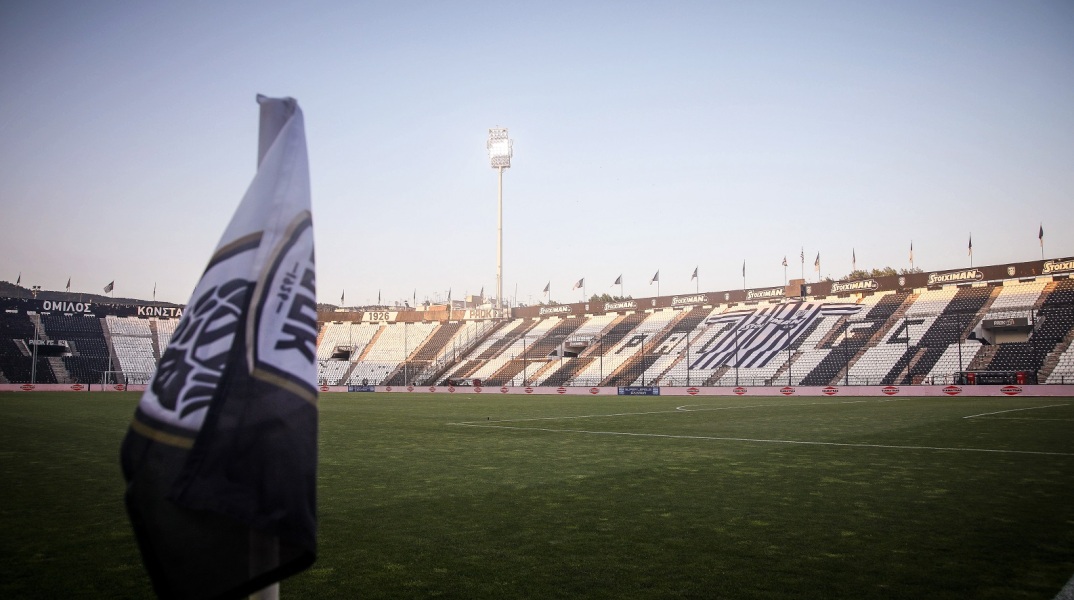 Επιβεβαιώθηκε το ύποπτο κρούσμα κορωνοϊού στον ΠΑΟΚ, με την ομάδα να συνεχίζει τις προπονήσεις με προφυλάξεις και βάσει πρωτοκόλλου