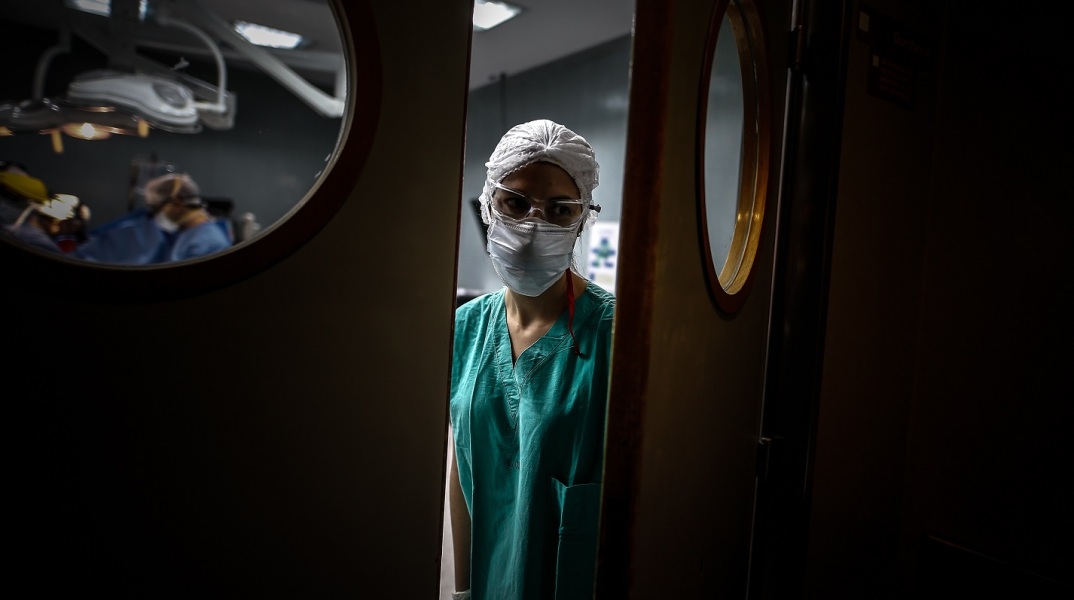 Κορωνοϊός: Ο Παγκόσμιος Οργανισμός Υγείας προβλέπει μια «πολύ μακρά» επιδημία, μιλώντας για υγειονομική κρίση που βλέπουμε μια φορά στα 100 χρόνια 