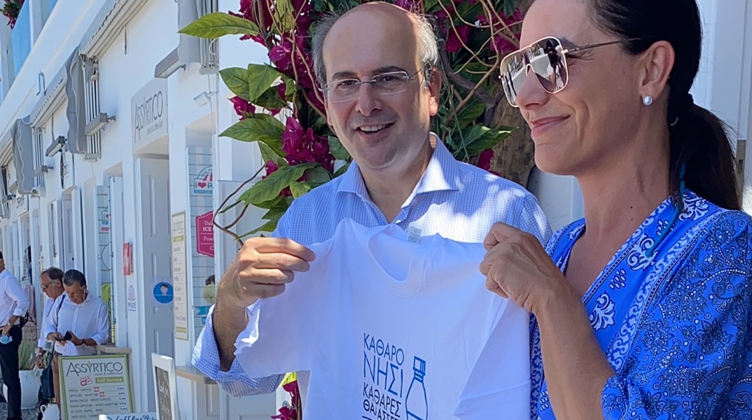 Κωστής Χατζηδάκης: Έως το 2022 κλείνουν όλες οι χωματερές σε Κυκλάδες-Δωδεκάνησα, δηλώνει ο υπουργός Περιβάλλοντος και Ενέργειας