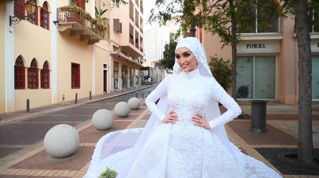 Έκρηξη στη Βηρυτό: Νύφη παρασύρεται από το ωστικό κύμα την ώρα της γαμήλιας φωτογράφισης