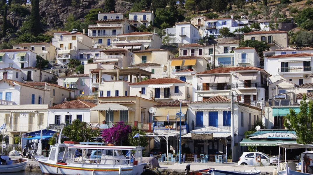 Κορωνοϊός στον Πόρο: 13 νέα κρούσματα Covid-19 τις τελευταίες ώρες στο νησί