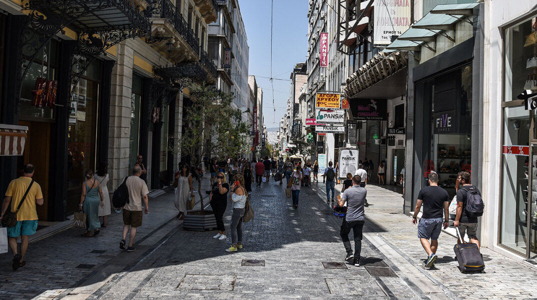 Κορωνοϊός στην Ελλάδα: 811 νέα κρούσματα την τελευταία εβδομάδα