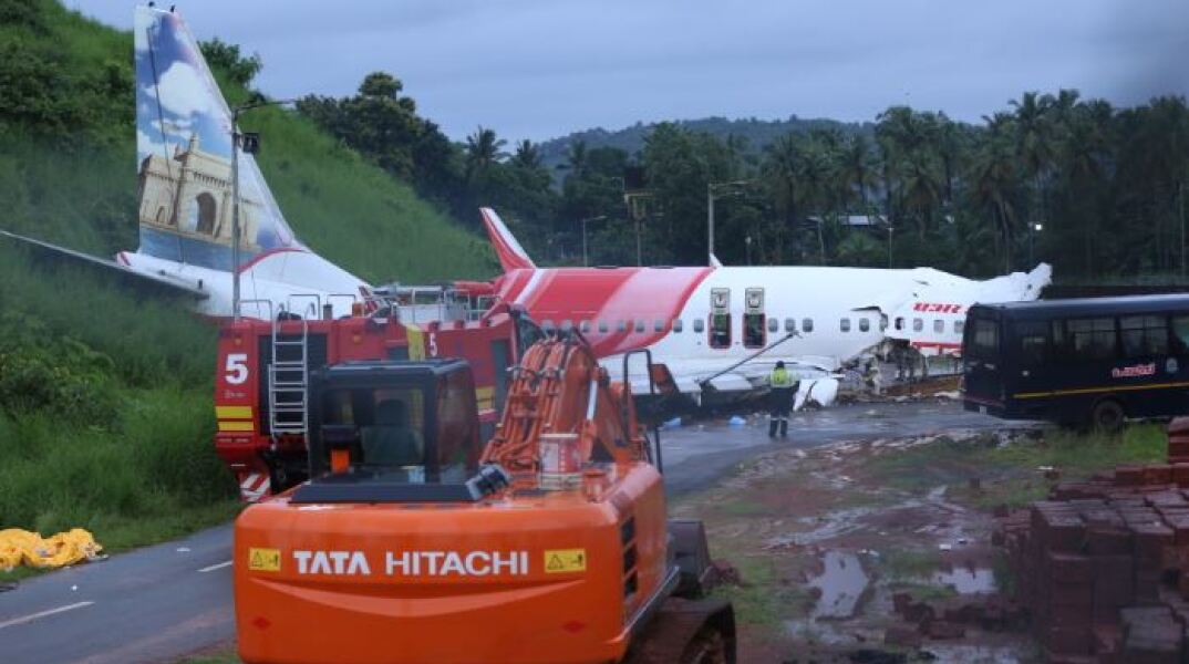 Αεροπορικό δυστύχημα στην Ινδία 