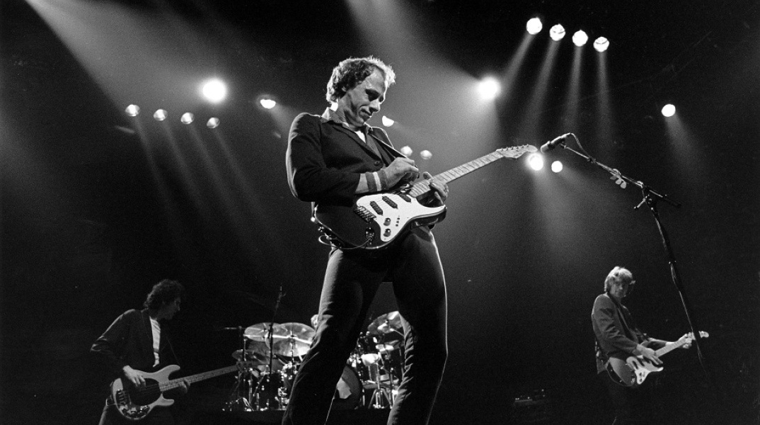 Ο κιθαρίστας και τραγουδιστής των Dire Straits, Mark Knoplfer 