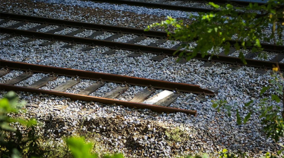 Εκτροχιασμός τρένου στη Σκωτία με τρεις νεκρούς