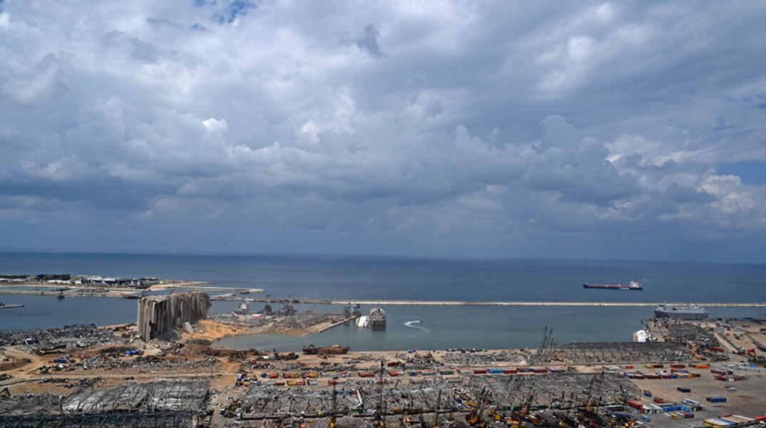 Έκρηξη στη Βηρυτό: Αεροφωτογραφία δείχνει το μέγεθος της καταστροφής στο λιμάνι