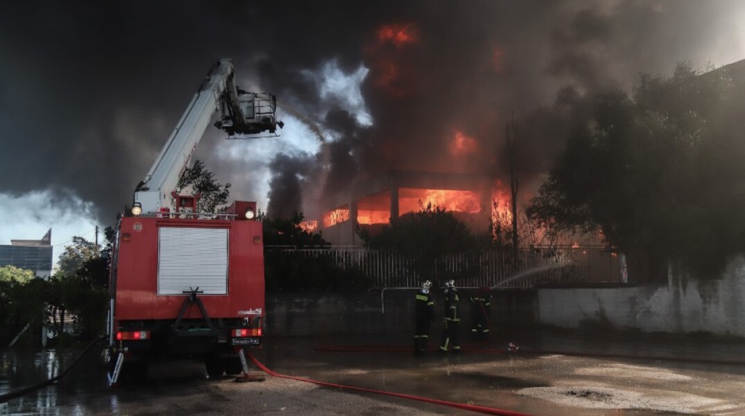 Φωτιά στη Μεταμόρφωση
