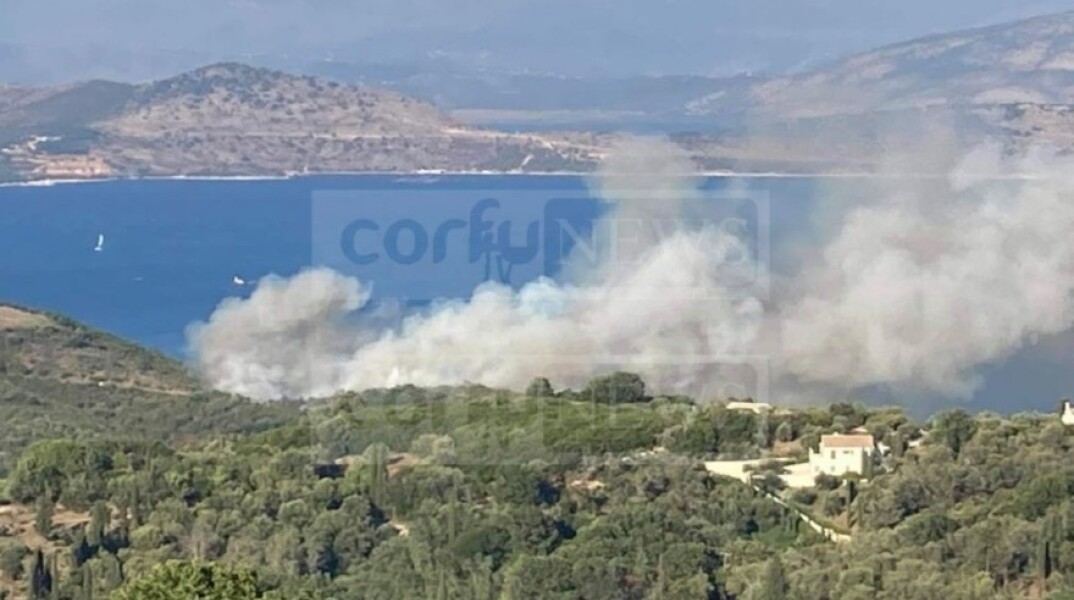 Φωτιά στην Κέρκυρα